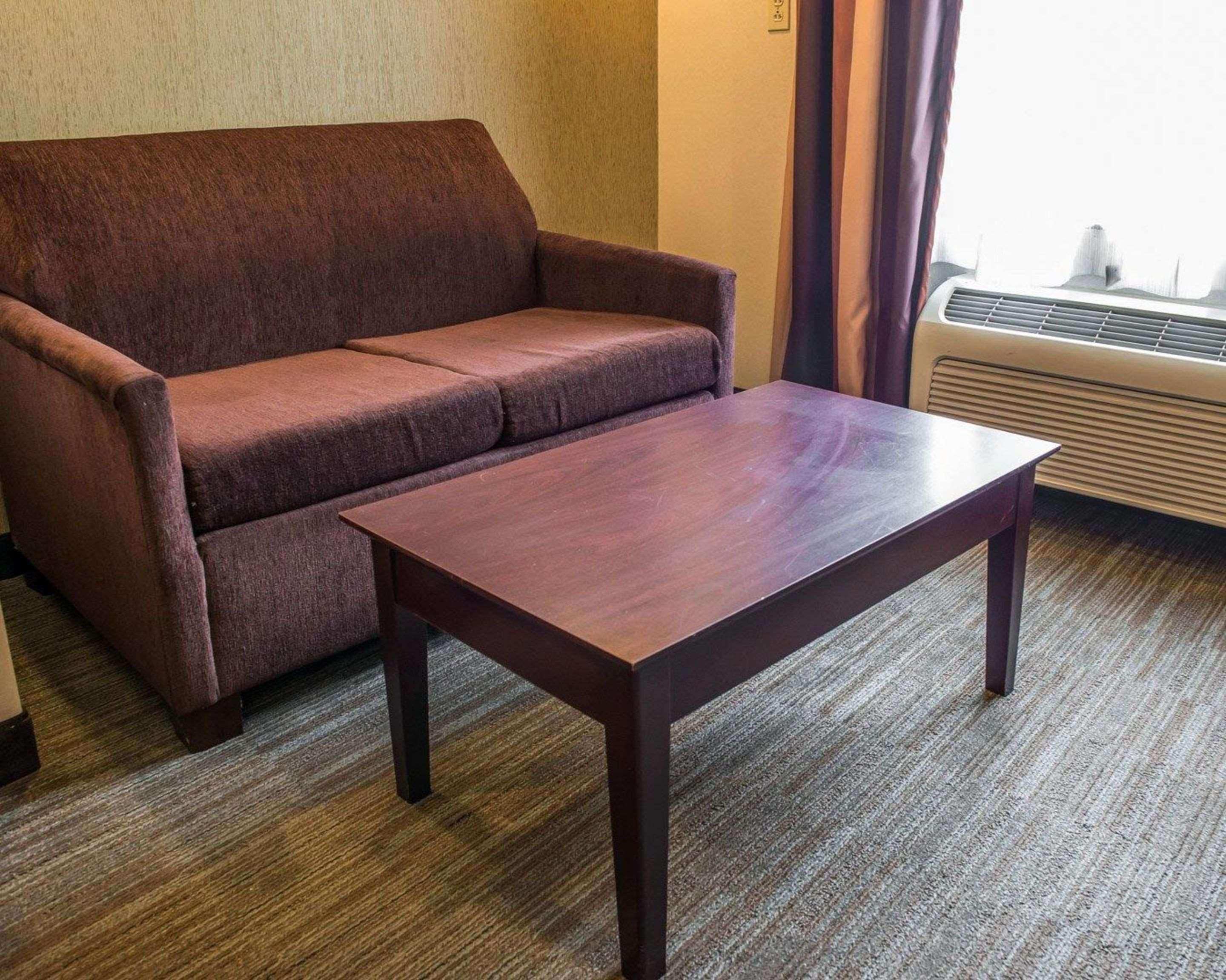 Hometowne Studios & Suites Washington Extérieur photo